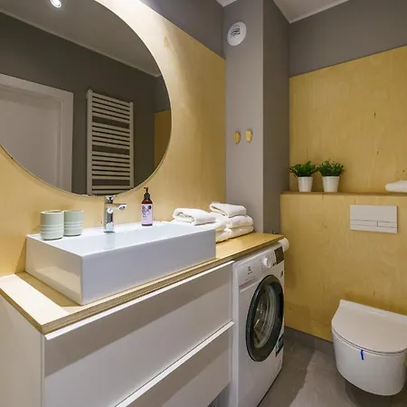 Birch Tree Surfingbird Apartmán *